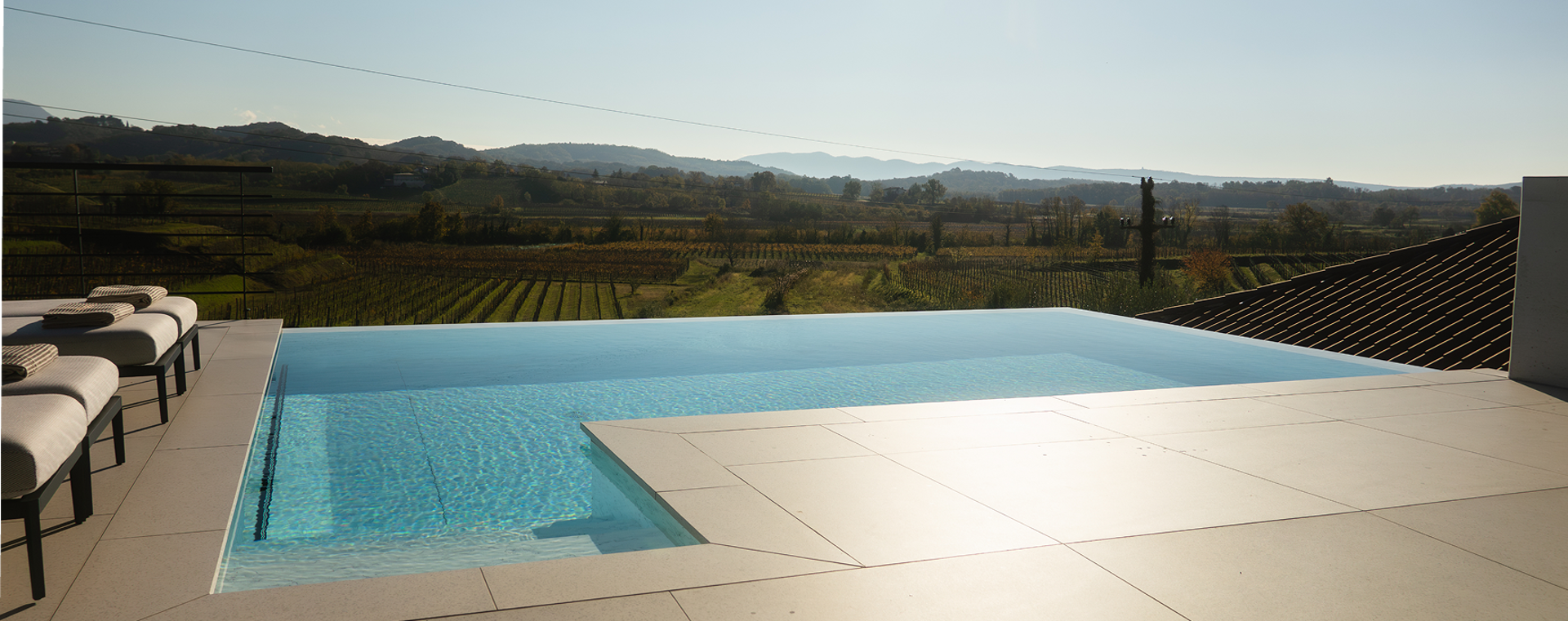 View of the pool and Brda landscape